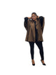 Mantle lady 26876